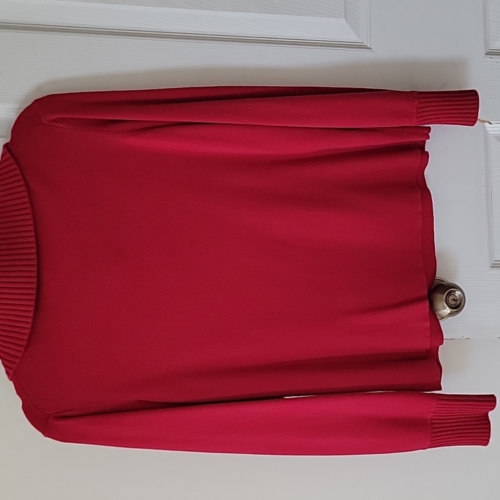 Sweater - Picture 2 of 8